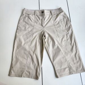 Chico's Women's Size 0.5 US Small US 6 Cropped Khaki Cargo Capri Pants
